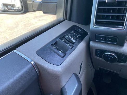 Used 2022 Ford F250 XLT w/ XLT Value Package AWD/4WD image 32