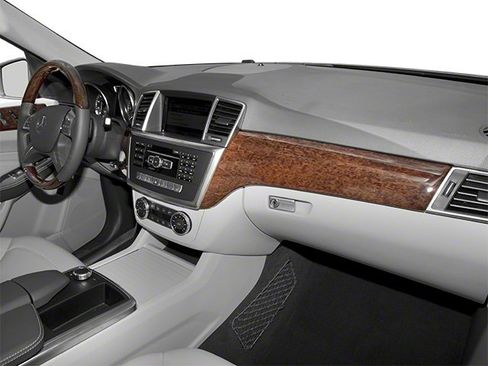 Used 2012 Mercedes-Benz ML 350 BlueTEC 4MATIC image 17