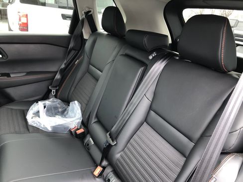 New 2026 Nissan Rogue Rock Creek image 20