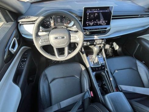 Used 2026 Jeep Compass Limited AWD/4WD image 10