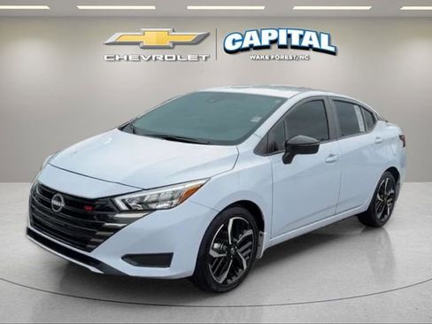 Used 2025 Nissan Versa SR w/ Trunk Package FWD image 1