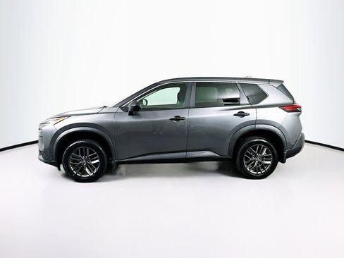 Used 2023 Nissan Rogue S image 4