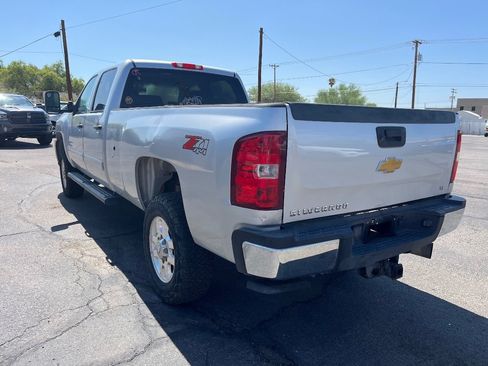 Used 2014 Chevrolet Silverado 3500 LT w/ Interior Plus Package AWD/4WD image 5