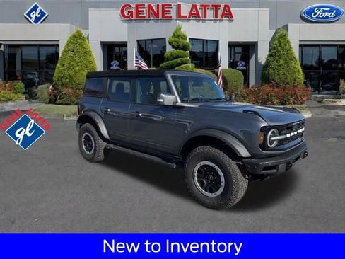 Used 2021 Ford Bronco Outer Banks w/ Sasquatch Package image 1