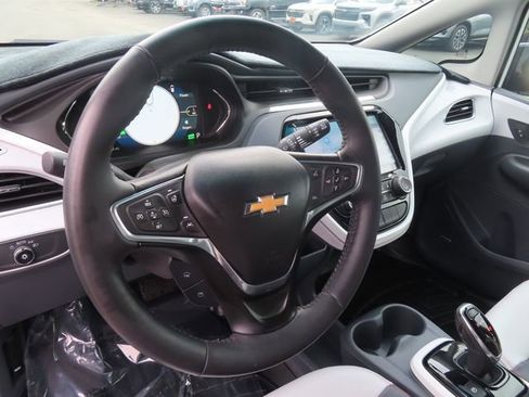 Used 2017 Chevrolet Bolt Premier w/ Driver Confidence II Package image 16