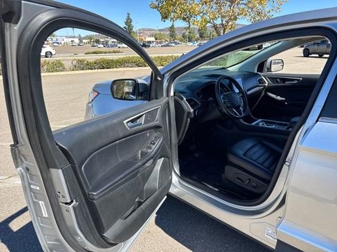 Used 2023 Ford Edge SEL image 24
