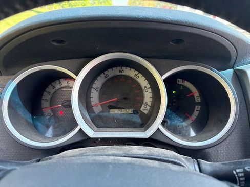 Used 2015 Toyota Tacoma 2WD Access Cab w/ SR5 Package image 19