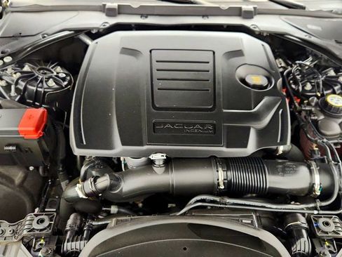 Used 2023 Jaguar XF R-Dynamic SE image 27