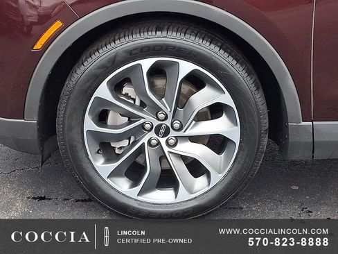Certified 2023 Lincoln Nautilus Reserve AWD/4WD image 8