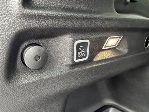 New 2025 Jeep Grand Cherokee L Limited w/ Luxury Tech Group II image 7