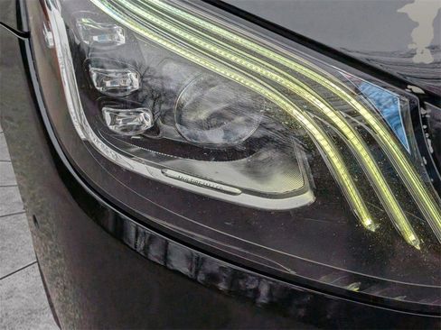 Used 2019 Mercedes-Benz S 560 Sedan image 9