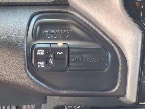 Certified 2024 RAM 2500 Big Horn w/ Night Edition AWD/4WD image 8