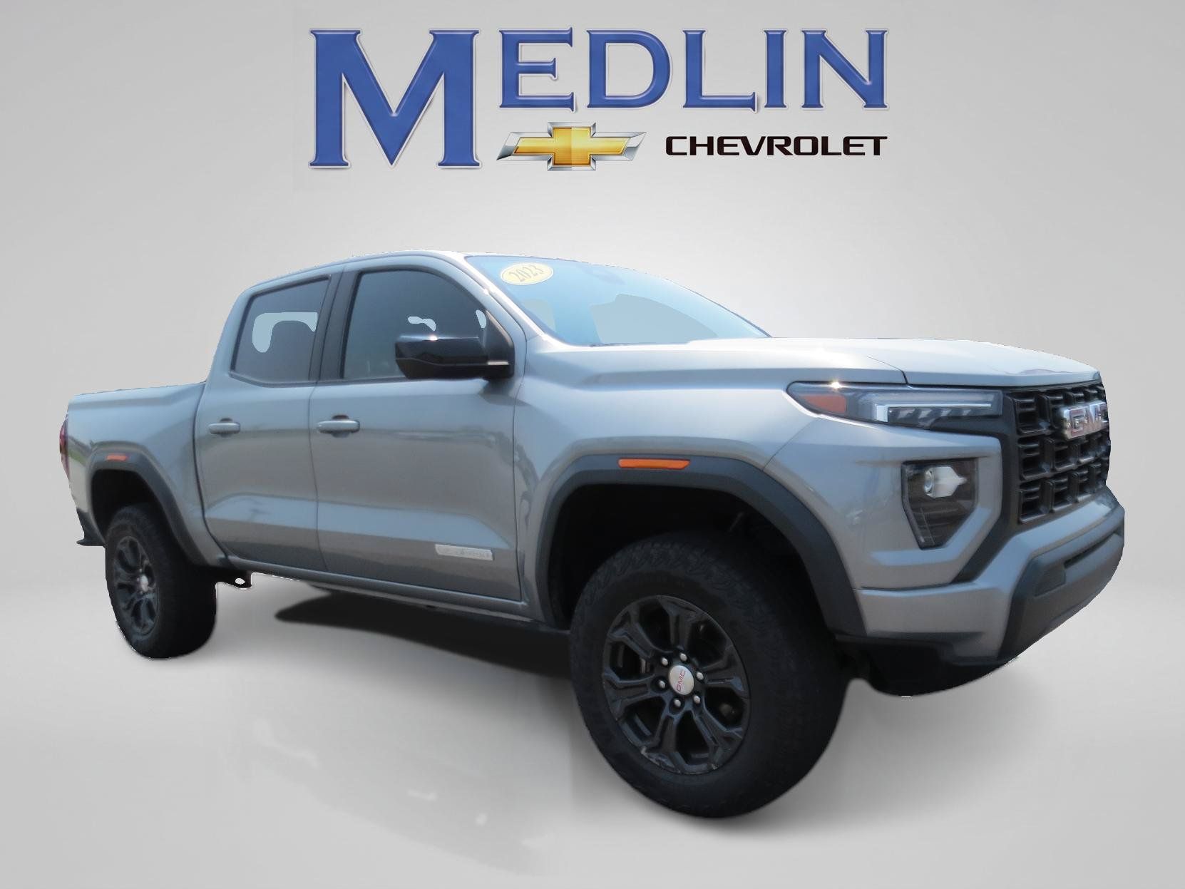 Used 2023 GMC Canyon Elevation RWD image 1
