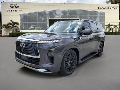Used 2025 INFINITI QX80 Luxe RWD image 3