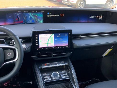 New 2026 Lincoln Nautilus Premier w/ Jet Appearance Package image 6