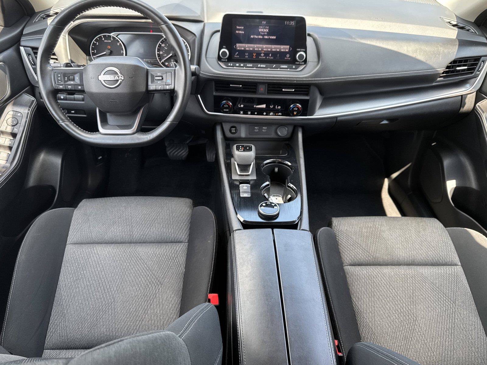 Used 2025 Nissan Rogue SV AWD/4WD image 8