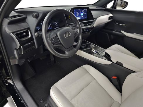 Used 2025 Lexus UX 300h AWD w/ Cold Area Package image 15