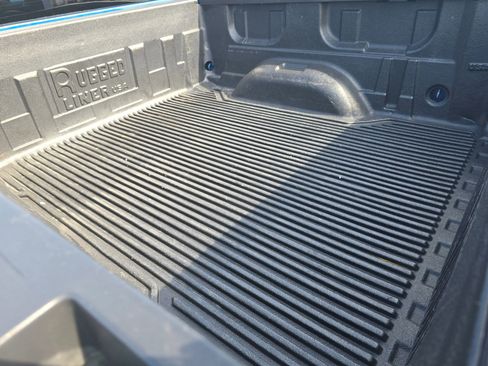 Used 2018 GMC Sierra 1500 SLT w/ SLT Premium Package image 10