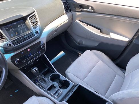 Used 2018 Hyundai Tucson Value AWD/4WD image 20