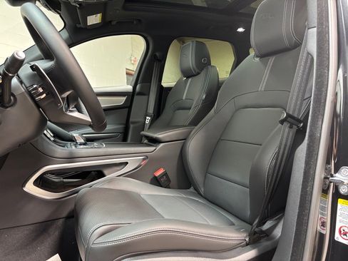 New 2026 Jaguar F-PACE R-Dynamic S image 22