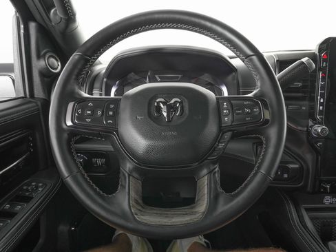 Used 2025 RAM 3500 Limited image 17