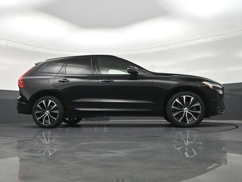Used 2024 Volvo XC60 B5 Plus AWD/4WD image 28