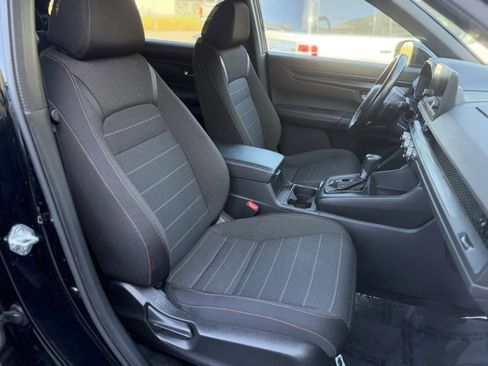 Used 2025 Honda CR-V Sport image 18