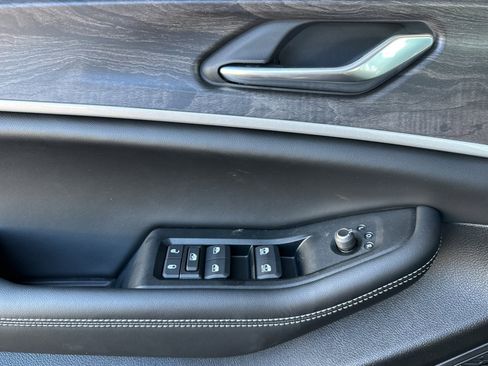 New 2026 Jeep Grand Cherokee Altitude AWD/4WD image 10