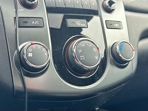 Used 2013 Kia Forte SX image 17