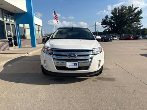 Used 2014 Ford Edge Limited w/ Equipment Group 302A FWD image 2