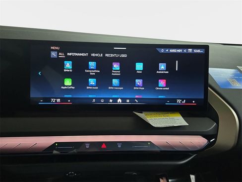 Used 2025 BMW X3 xDrive30i w/ Premium Package image 23