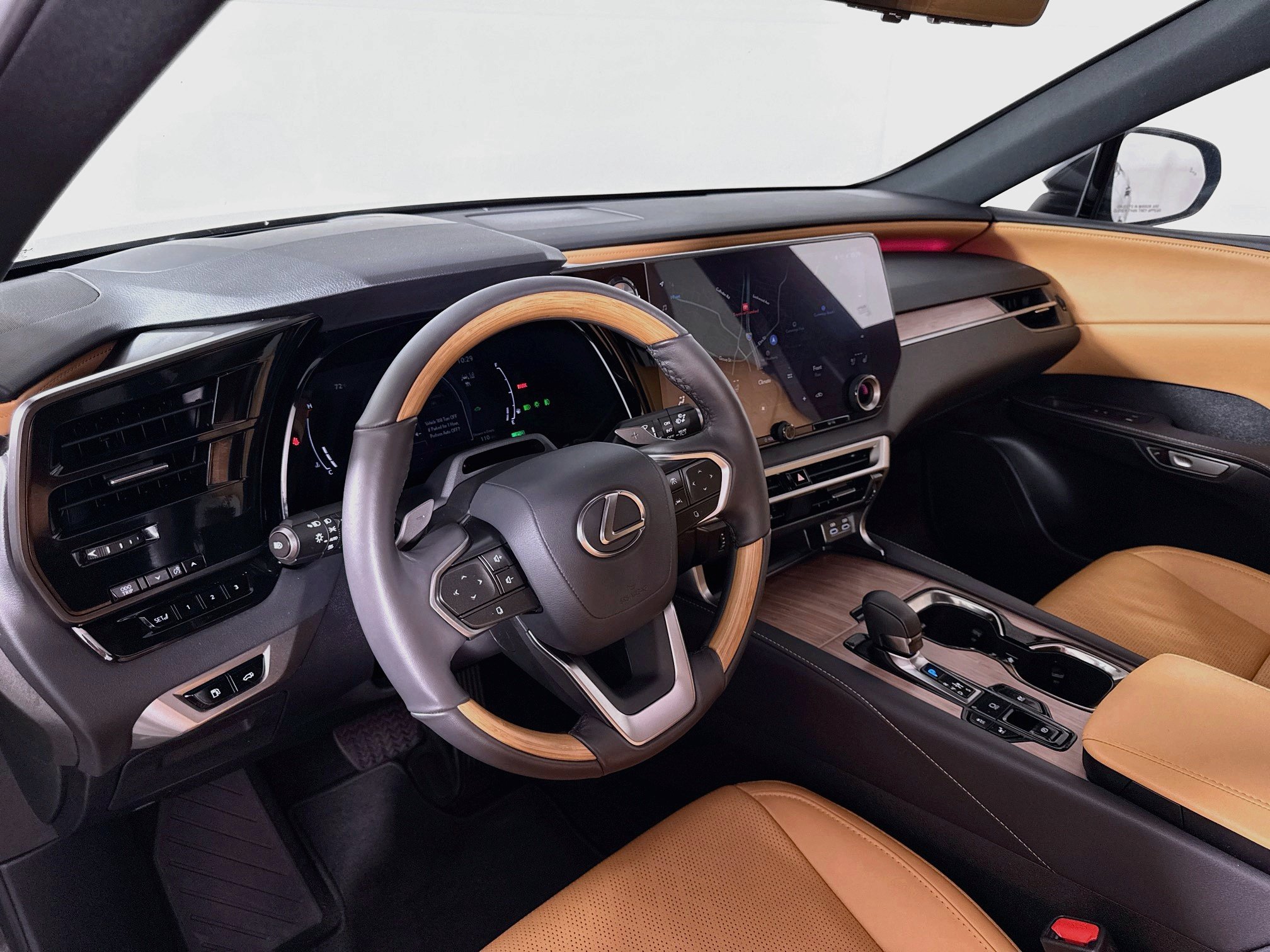 Used 2024 Lexus RX 350h w/ Convenience Package AWD/4WD image 9