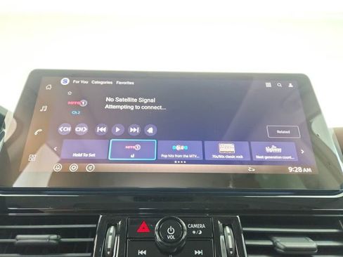 New 2026 Nissan Pathfinder Platinum FWD image 32