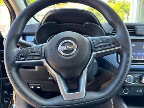 Used 2025 Nissan Versa SV FWD image 25