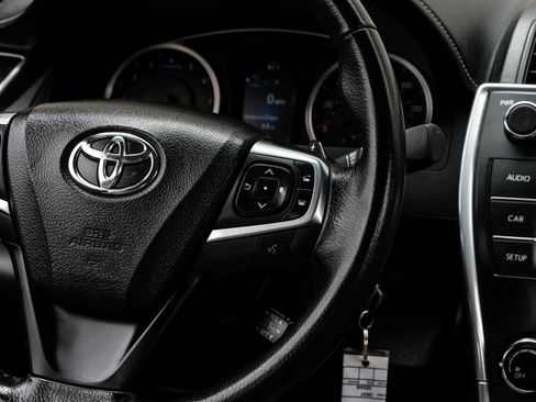 Used 2017 Toyota Camry SE w/ Protection Package (Q2) FWD image 25