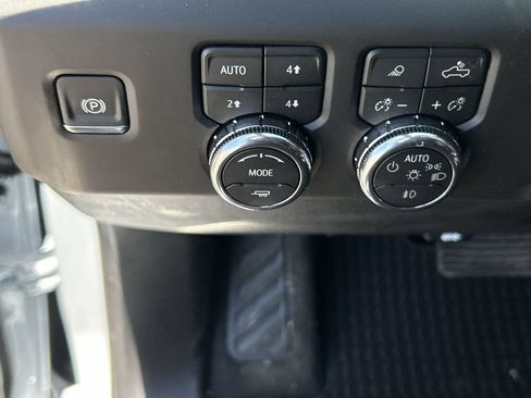 New 2026 GMC Sierra 1500 Denali Ultimate AWD/4WD image 18