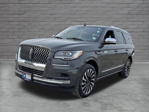 Used 2023 Lincoln Navigator Black Label AWD/4WD image 5