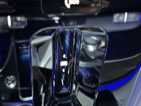 Used 2018 Dodge Durango SRT w/ SRT Interior Appearance Group image 35