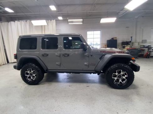 Used 2022 Jeep Wrangler Unlimited Rubicon w/ Steel Bumper Group AWD/4WD image 6