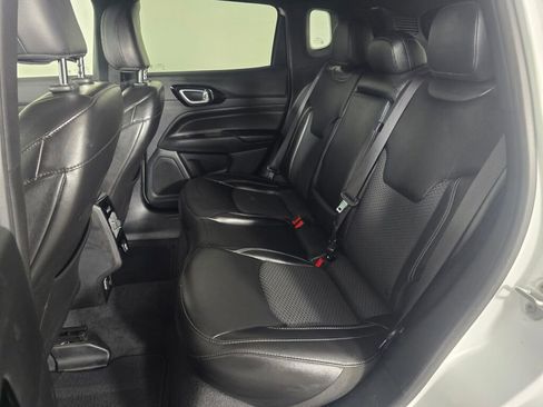 Used 2023 Jeep Compass Altitude image 38