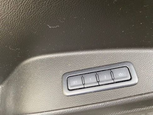 Used 2020 Chevrolet Tahoe LT RWD image 40