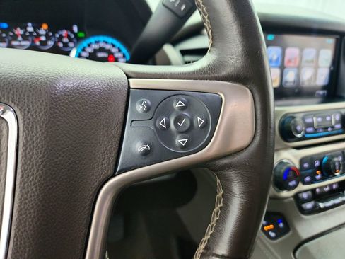 Used 2018 GMC Yukon XL Denali AWD/4WD image 23