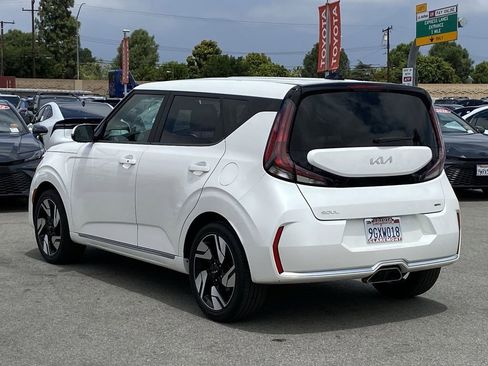 Used 2023 Kia Soul GT-Line FWD image 40
