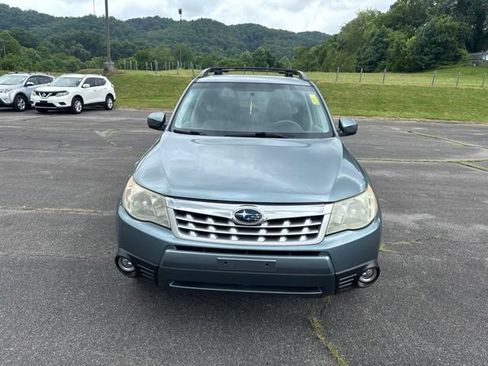 Used 2012 Subaru Forester 2.5X Limited AWD/4WD image 3