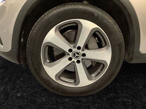 Used 2020 Mercedes-Benz GLC 300 4MATIC Coupe image 26