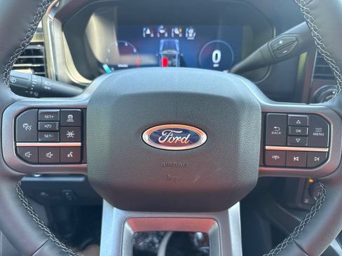 New 2026 Ford F250 Lariat w/ Black Appearance Package AWD/4WD image 25