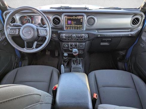 Used 2023 Jeep Wrangler Willys image 17