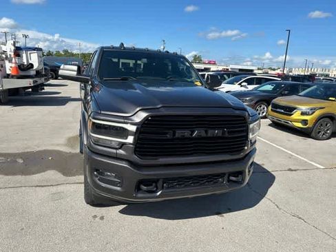 Certified 2022 RAM 2500 Laramie w/ Night Edition AWD/4WD image 27