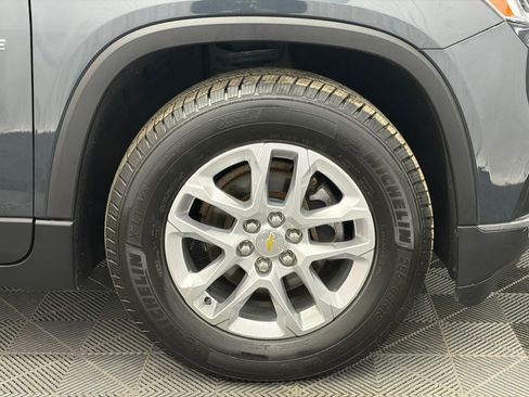 Used 2020 Chevrolet Traverse LT w/ LPO, Floor Liner Package AWD/4WD image 37