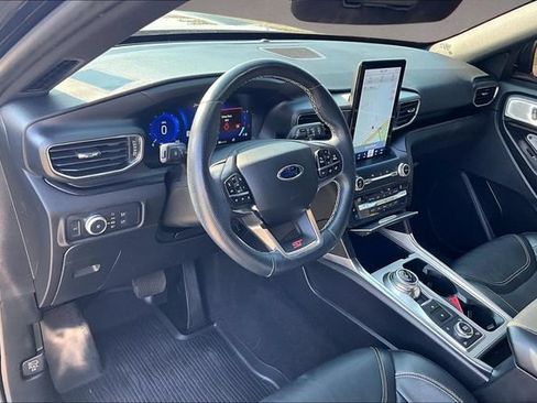 Used 2020 Ford Explorer ST w/ Premium Technology Package AWD/4WD image 10